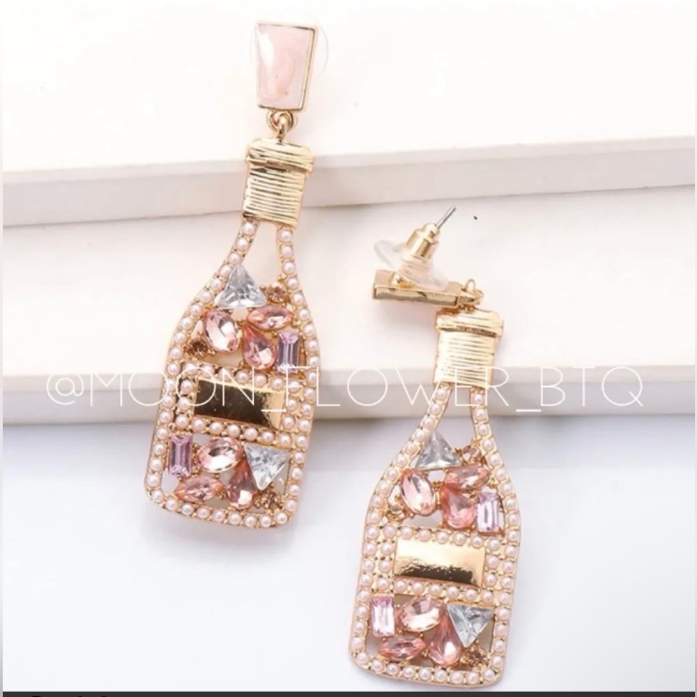 GRACE + EMMA Earrings Champagne Bottles, Gold and Pink Sparkle, NWOT (MARTINI) - Picture 3 of 4
